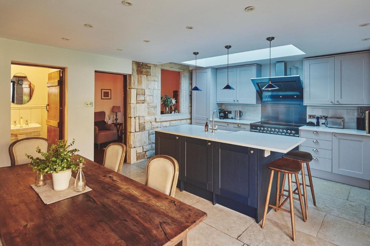 Large Stylish Luxury Cotswold Cottage - Ideal For Families, W/ Ev Charging Andoversford Экстерьер фото