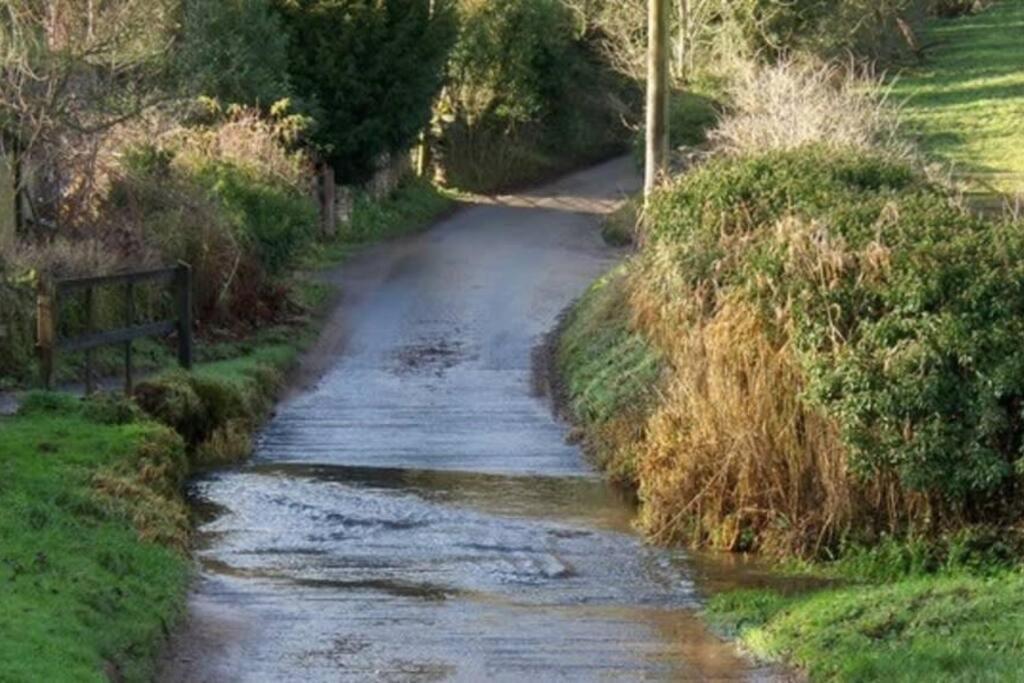 Large Stylish Luxury Cotswold Cottage - Ideal For Families, W/ Ev Charging Andoversford Экстерьер фото
